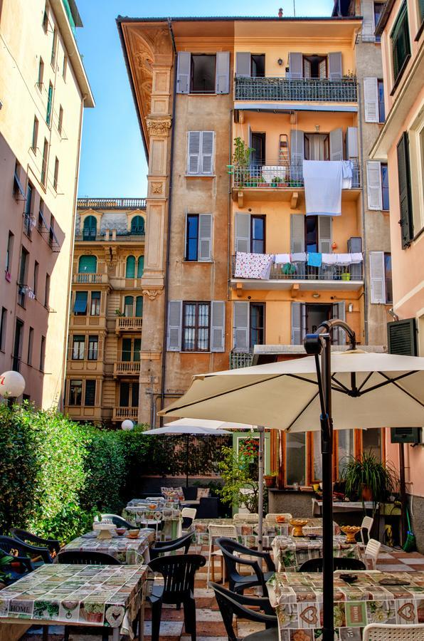 Hotel San Desiderio Рапалло Экстерьер фото